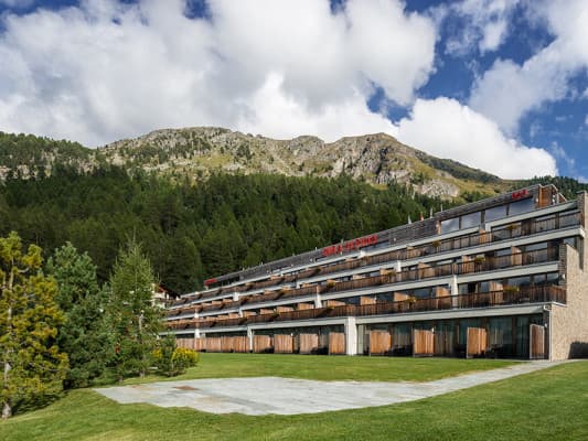Nira Alpina
